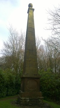 WM2094 Waterloo, Billinge obelisk &copy; WMT, 2015