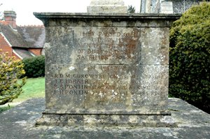 Woolhampton war memorial © Woolhampton PC, 2013