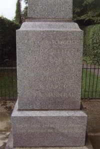 Gaddesby obelisk before &copy; Gaddesby PC, 2008