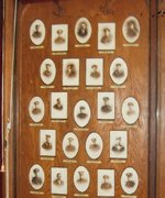 Elland war memorial © G Mitchell 2009