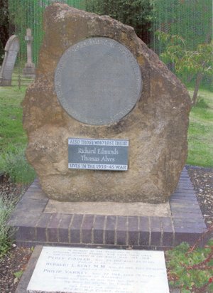 Mentmore war memorial stone &copy; Mentmore Parish Council, 2008