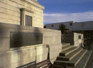 Leek war memorial before new plaques added © Leek Town Council 2005
