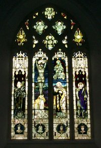 Pilton war memorial © A Graveley 2009 