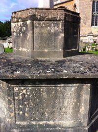 Fairford war memorial &copy; Fairford TC, 2012