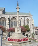 Cromer war memorial © S Williams 2009