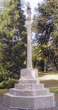 Whole Durham Light Infantry war memorial after conservation and repair work © Barnard Castle Town Council, 2009