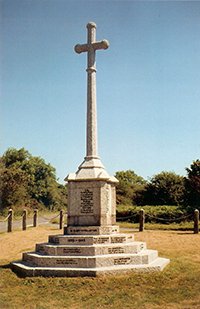 Buckland Monachorum war memorial after grant works &copy; Buckland Monachorum Parish Council 2014