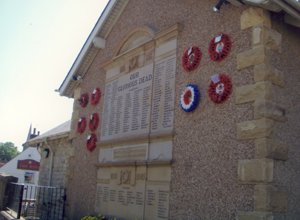 Pickering Memorial Hall war memorial © R Thackrah 2009
