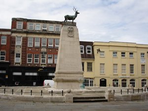 Hertford war memorial cenotaph © WMT, 2007