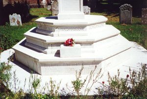 Wickham war memorial &copy; RBL Wickham Branch 2000