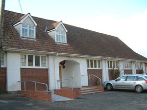 Whitchurch and Ganarew war memorial before work © Whitchurch and Ganarew Memorial Hall, 2008