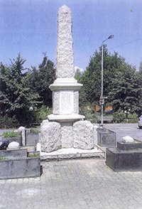 Cheslyn Hay war memorial after grant works © Melanie Brown 2014