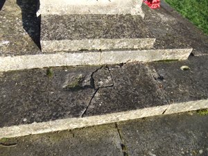 Elvetham war memorial © Elvetham Estate, 2012