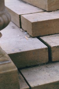 Gaps in steps prior to fixing and re-pointing © East Rural Network, 2010