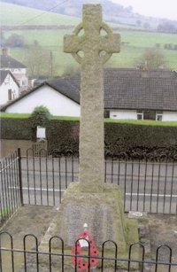 Pontfadog war memorial before work © Glyntraian Community Council, 2008