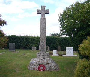 Wellington war memorial © Wellington Parish Council, 2011