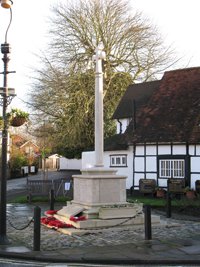 WM1282 Bray war memorial cross © Chris Leach, 2012