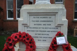 Dulwich cross © War Memorials Trust, 2010