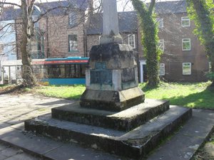 Missing plaque and concrete damage before grant works © Durham County Council, 2010