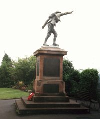 Bridgnorth war memorial © WMT 2000
